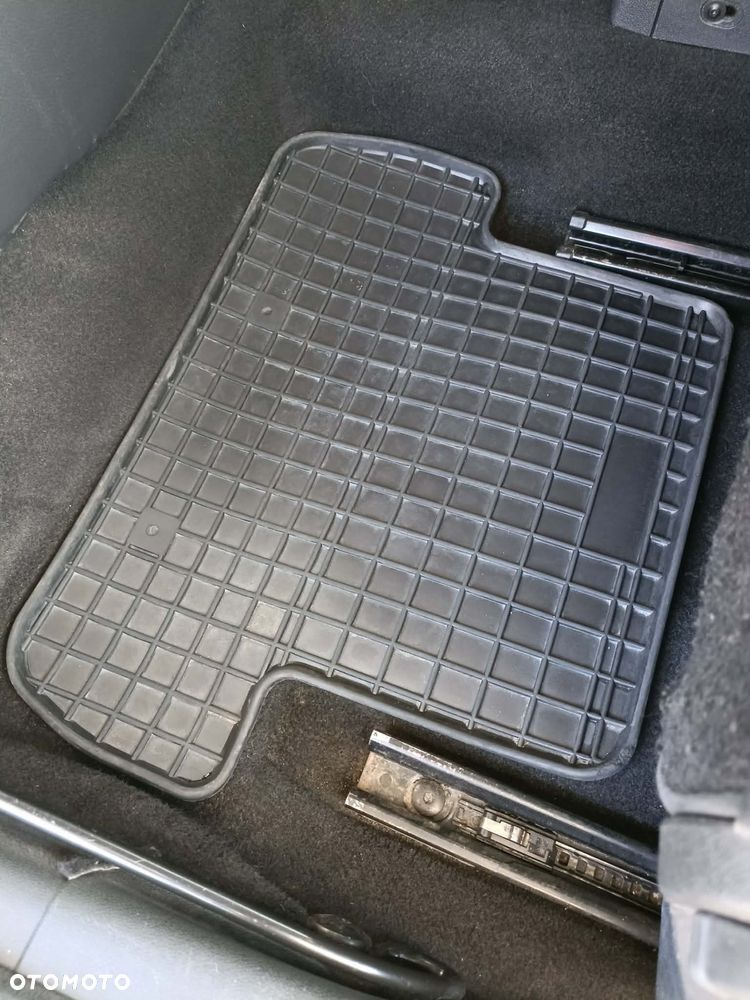 Renault Megane 1.9 dCi Exception - 11