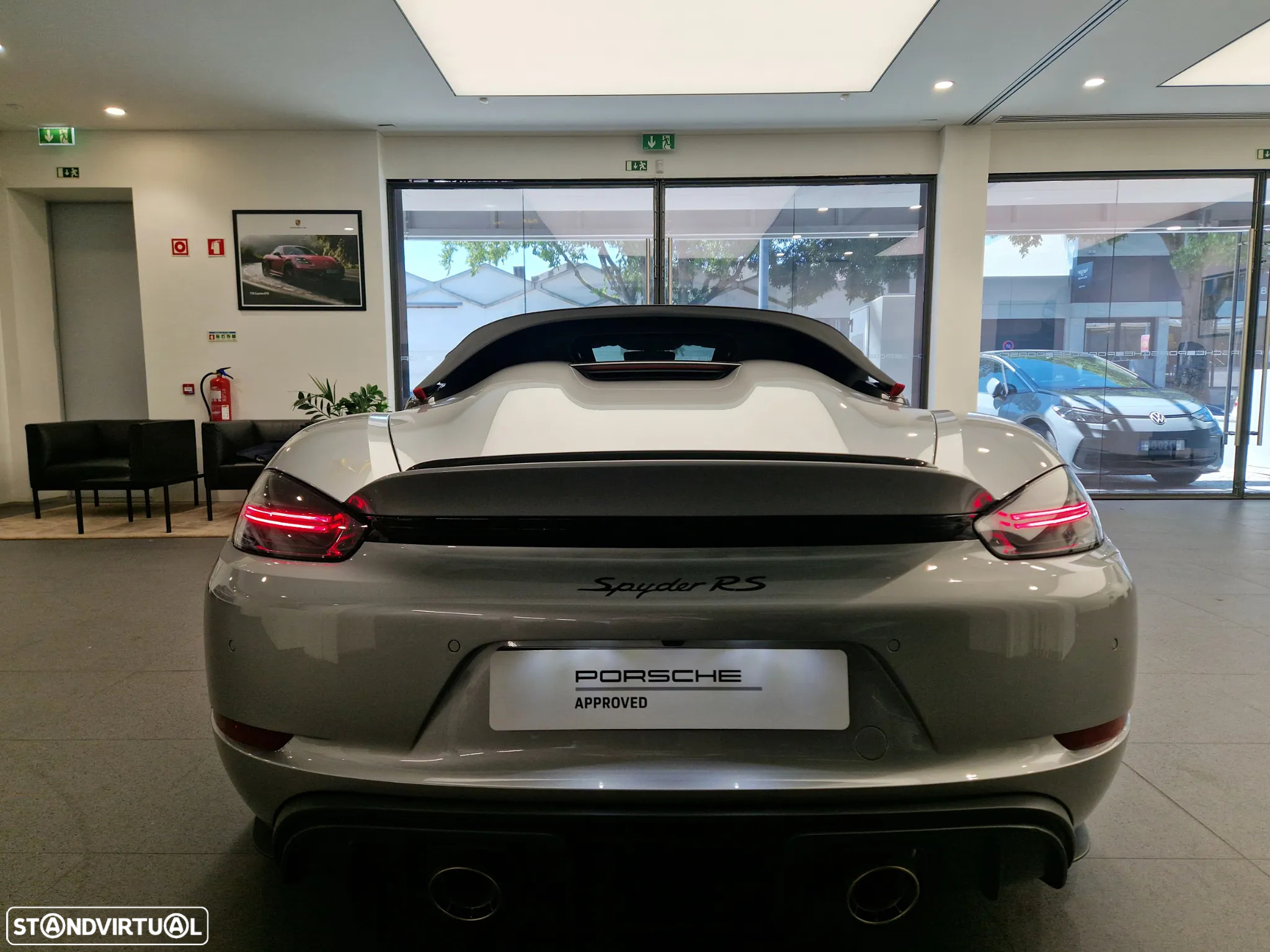 Porsche 718 Spyder RS - 5
