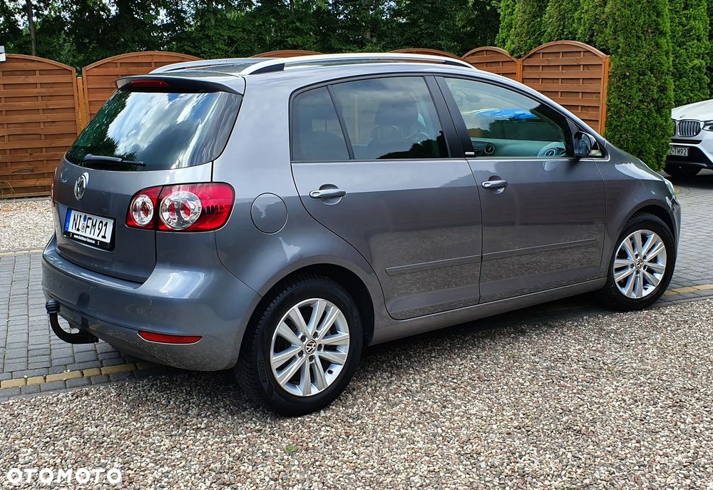 Volkswagen Golf Plus - 11