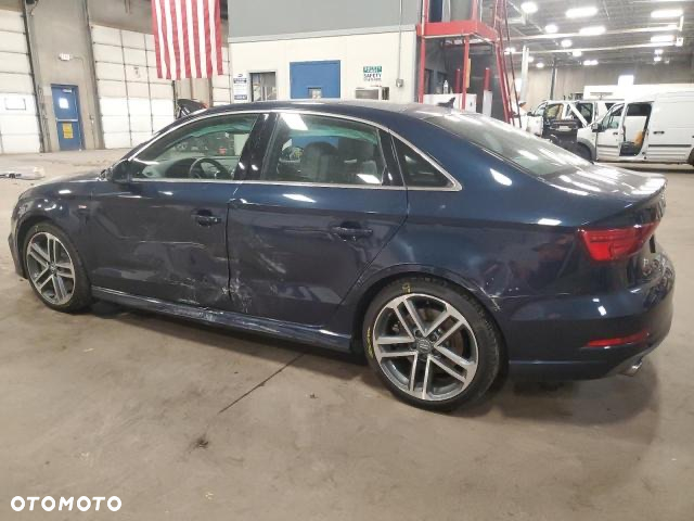 Audi A3 2.0 TFSI Sportback quattro S tronic sport - 4