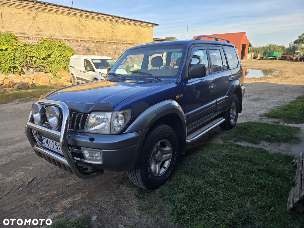 Toyota Land Cruiser 2001 photo 3