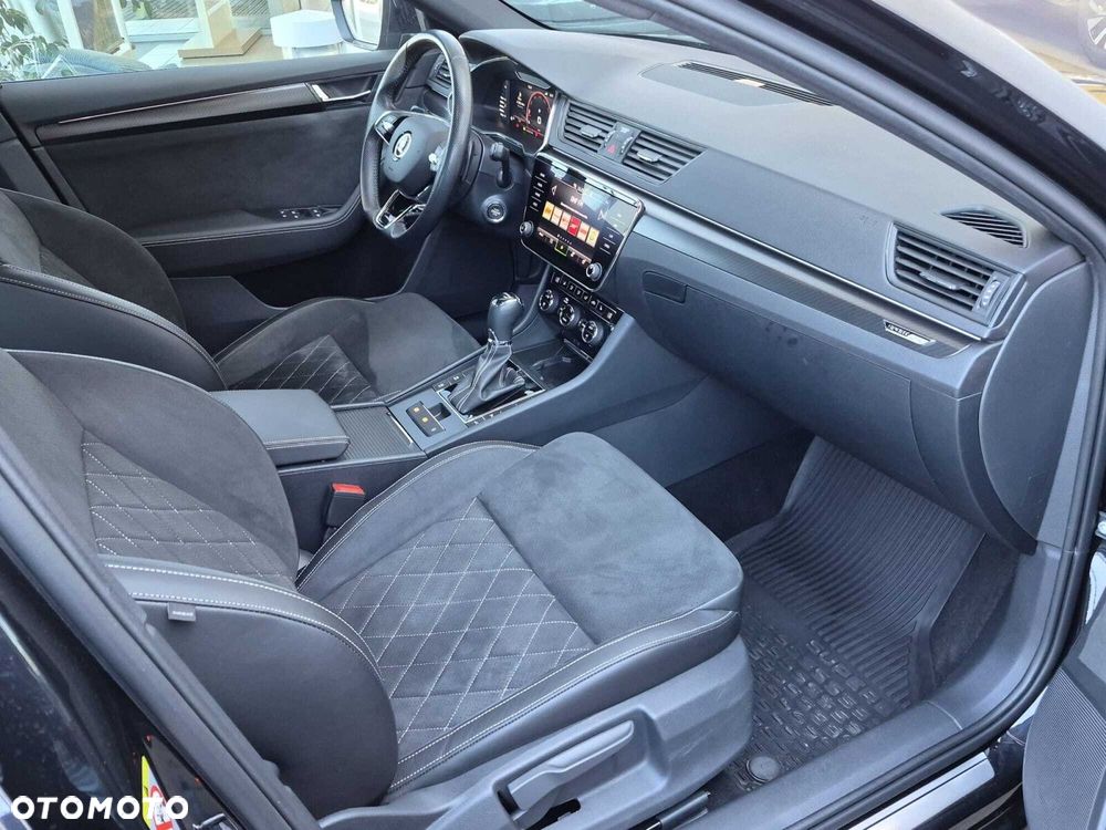 Skoda Superb 1.5 TSI Sportline DSG - 8