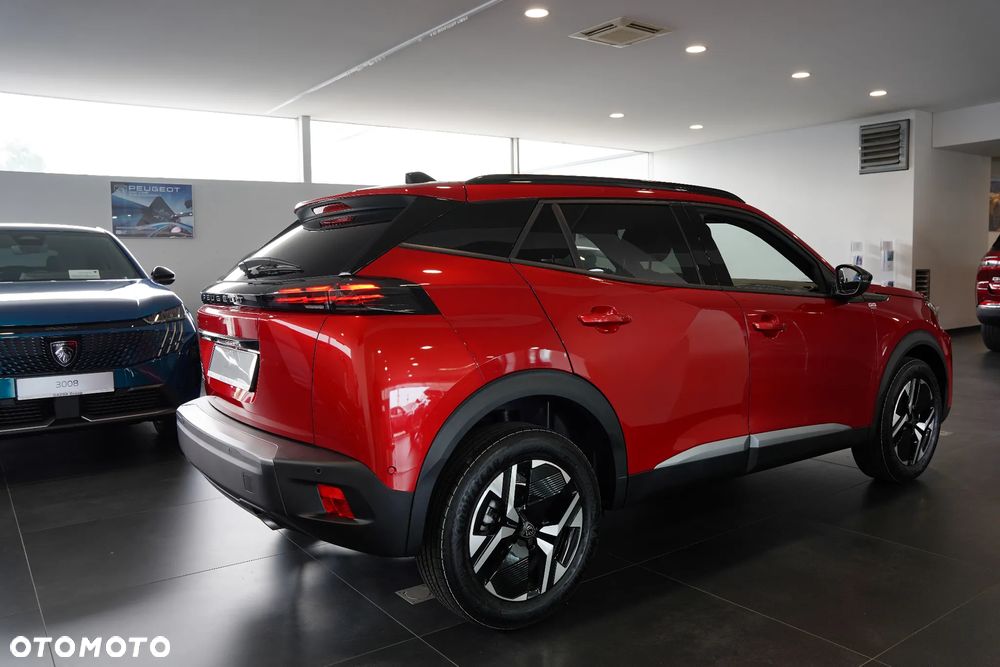 Peugeot 2008 1.2 PureTech Allure S&S - 5