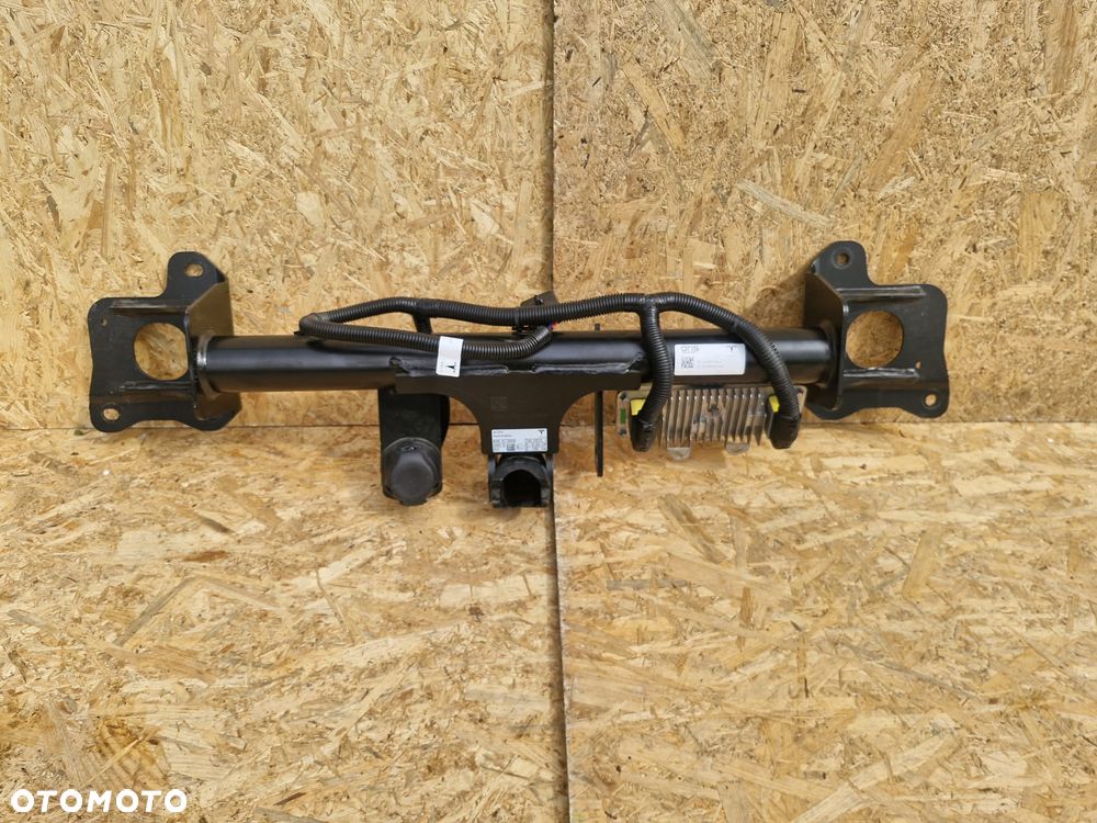 TESLA MODEL Y HAK HOLOWNICZY 1514411-00-J - 1