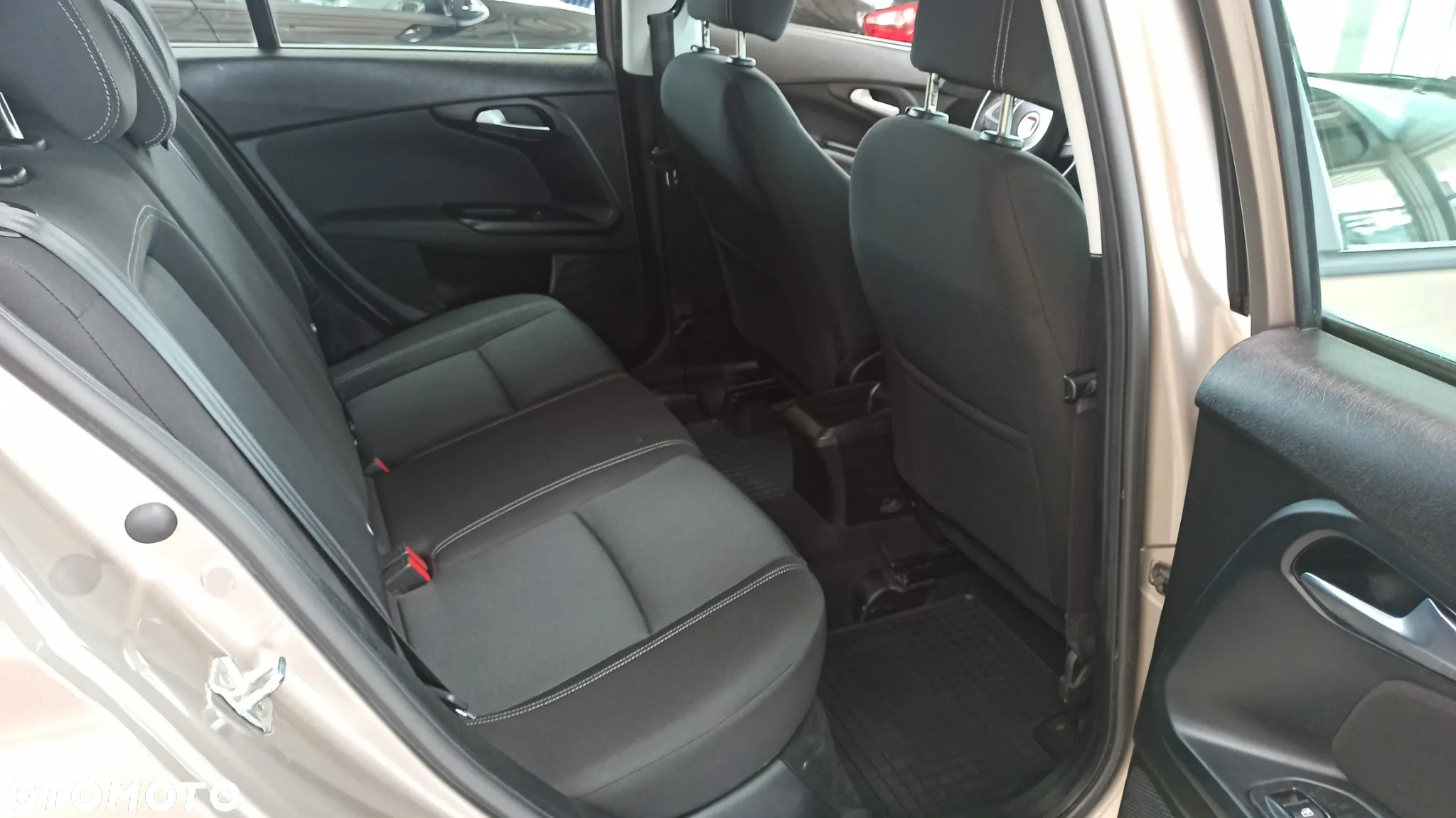Fiat Tipo 1.4 16v Lounge - 9