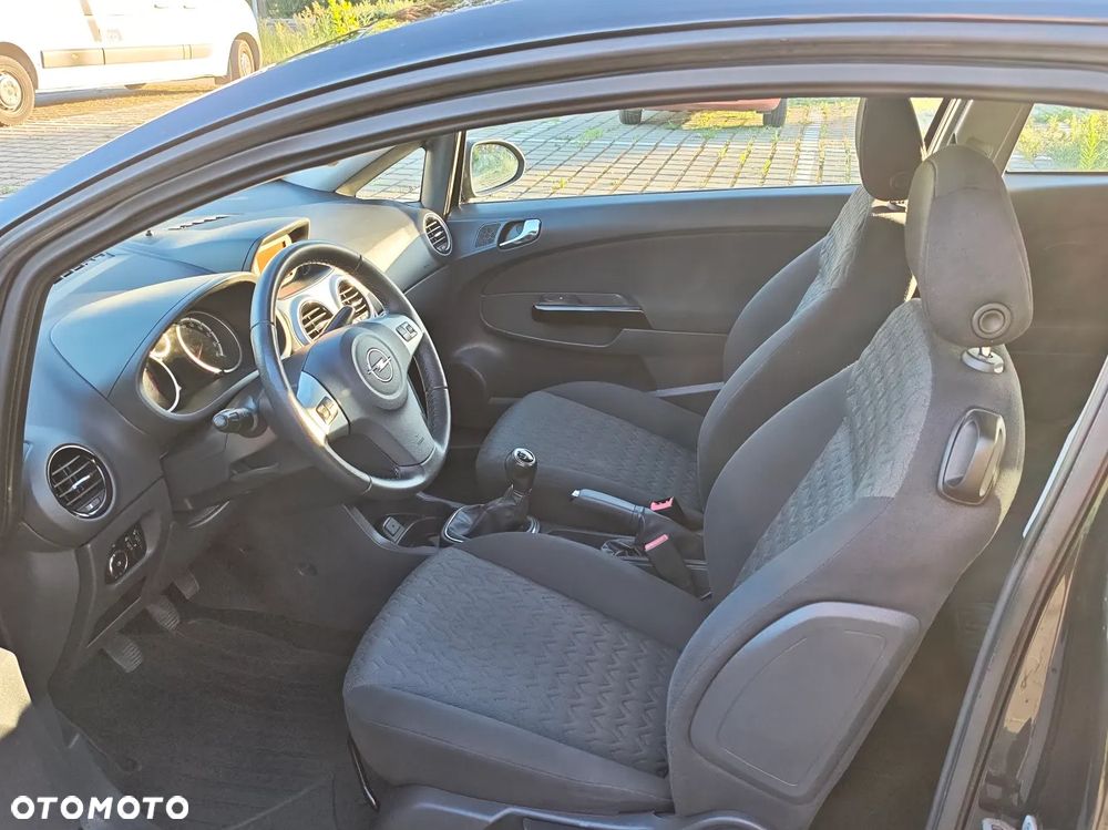 Opel Corsa - 9