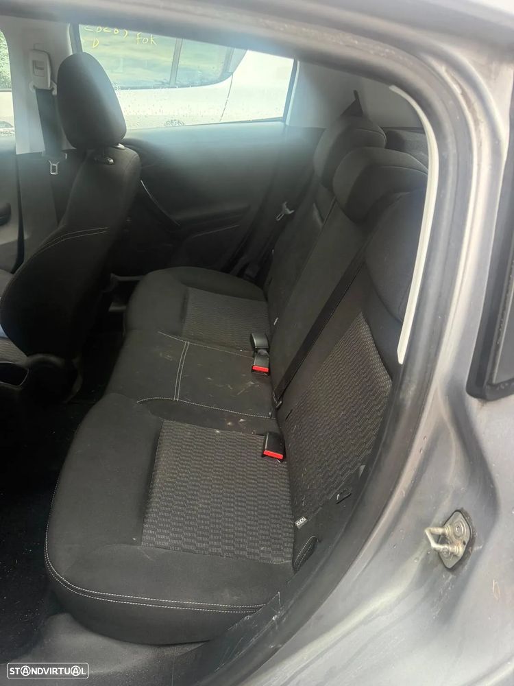 Peugeot 208 1.5 BlueHDI 2019 para peças - 7