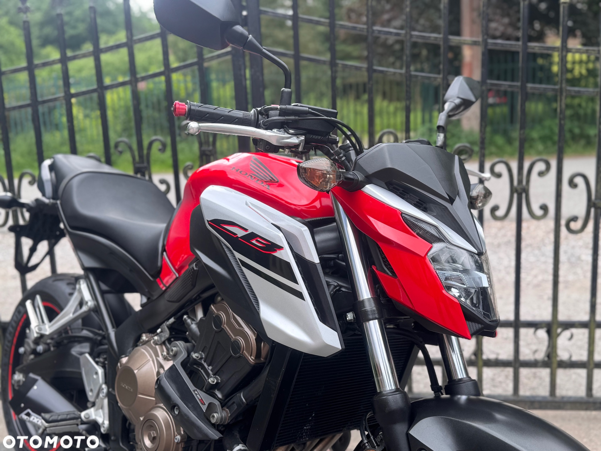 Honda CB - 10