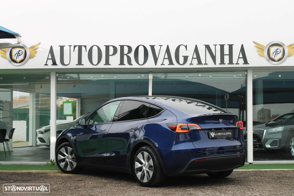 Tesla Model Y Tração Traseira - 52
