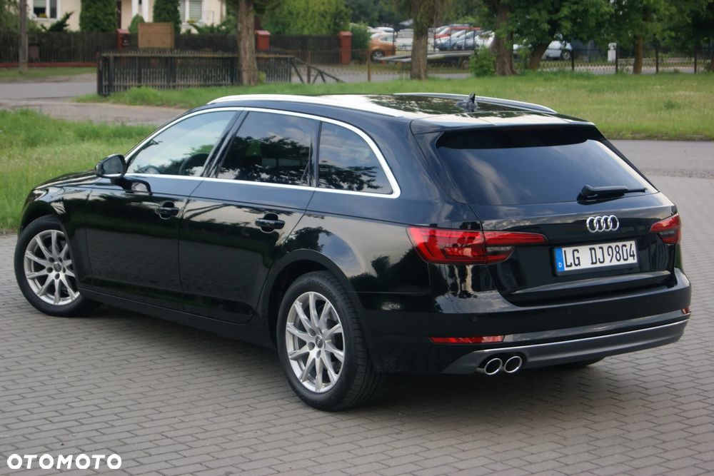 Audi A4 Avant 2.0 TDI - 13