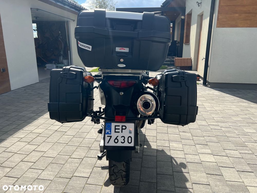 Suzuki V-STROM - 5