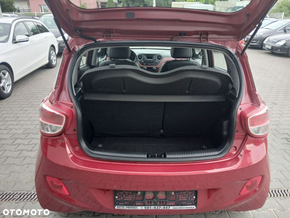 Hyundai i10 1.2 Premium - 12