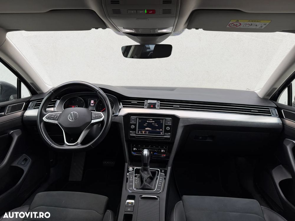 Volkswagen Passat 2.0 TDI DSG Highline - 25