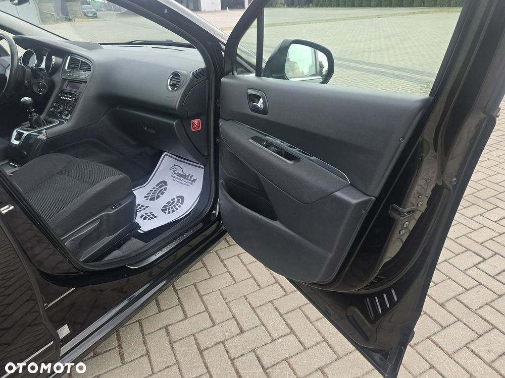 Peugeot 5008 - 28