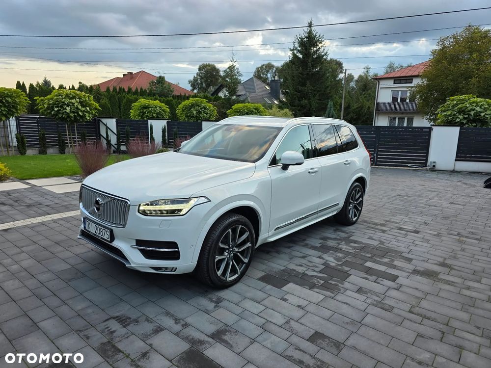 Volvo XC 90 - 1