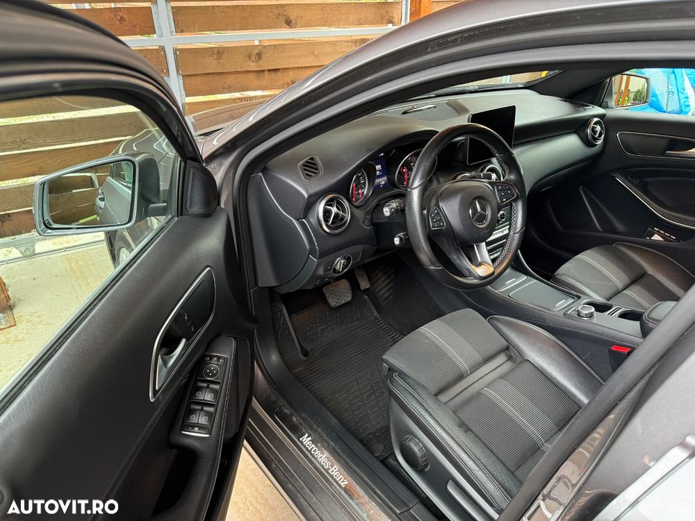 Mercedes-Benz A 220 d Aut. - 13