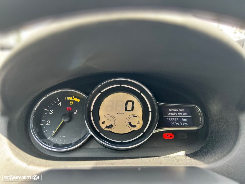 Renault Mégane 1.5 dCi Dynamique - 23