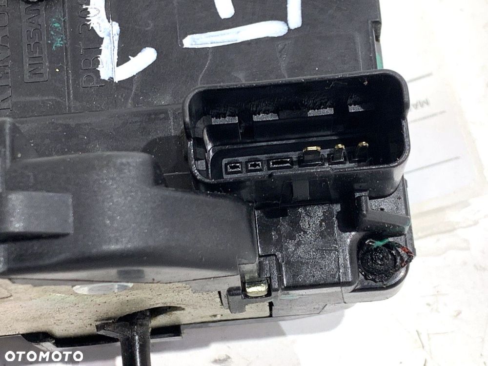 ZAMEK DRZWI LEWY TYŁ  NISSAN PULSAR liftback (C13) 2012 - 2022 1.5 dCi 81 kW [110 KM] olej - 3