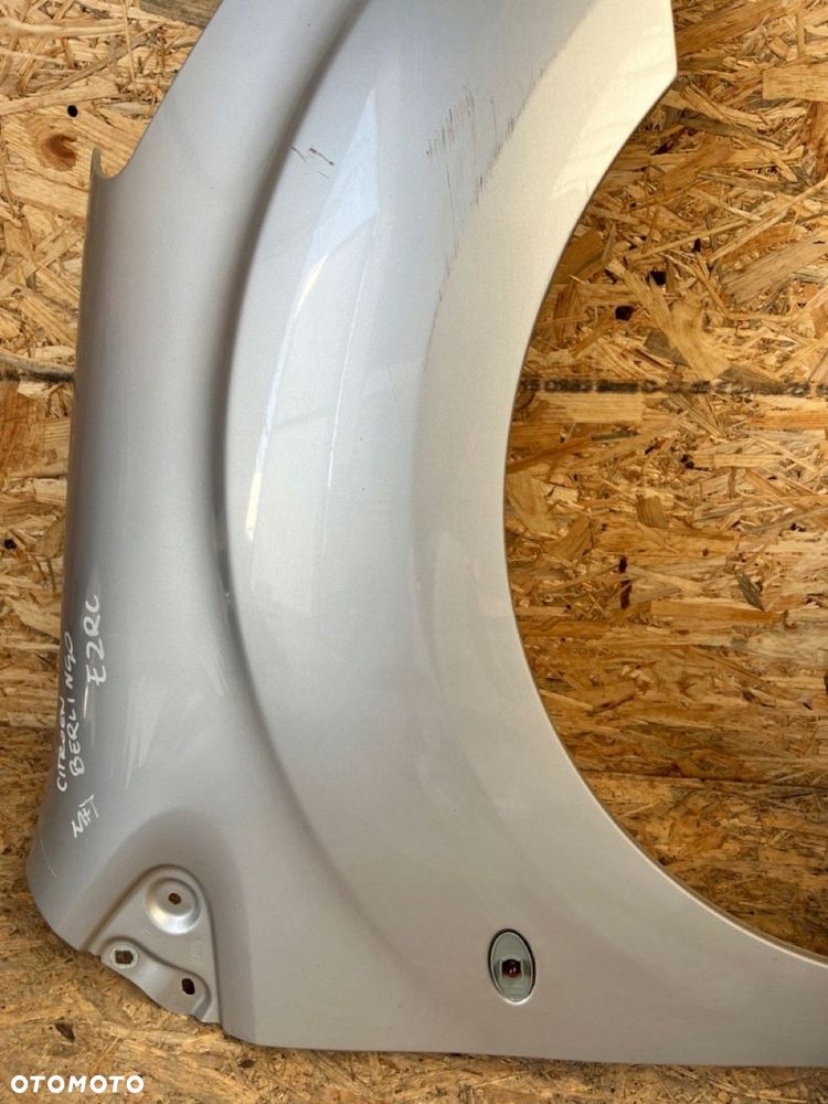 bŁotnik prawy citroen berlingo ii 2 lift kod lakieru: ezrc - 6