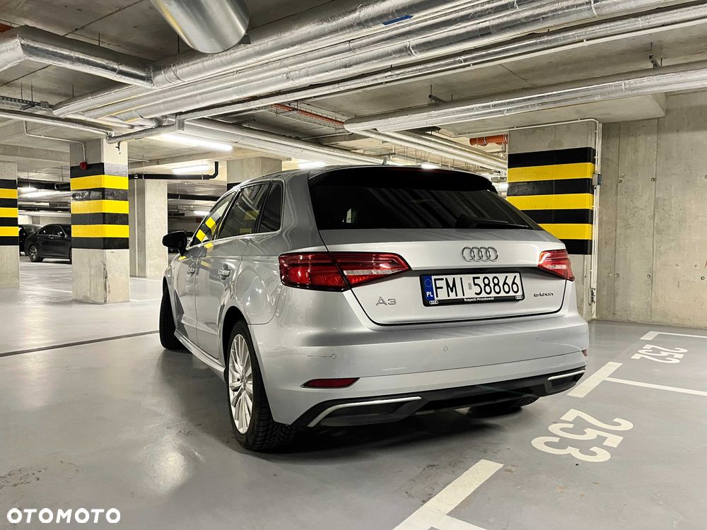 Audi A3 Sportback - 3