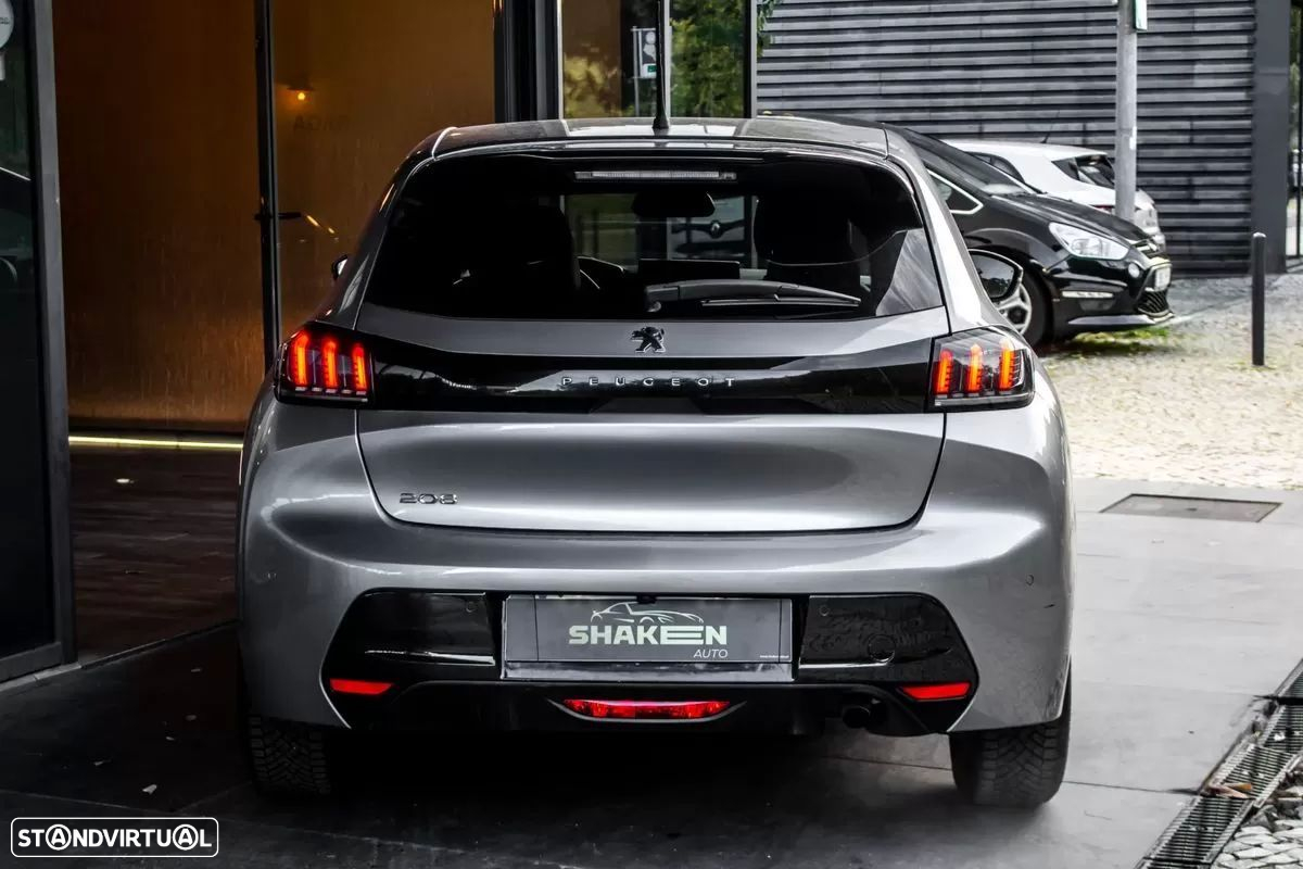 Peugeot 208 1.2 PureTech Allure EAT8 - 10
