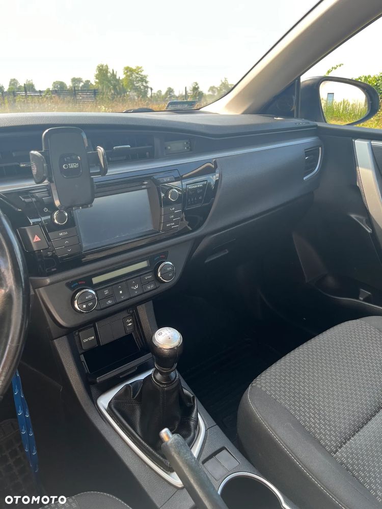 Toyota Corolla 1.6 Comfort - 5