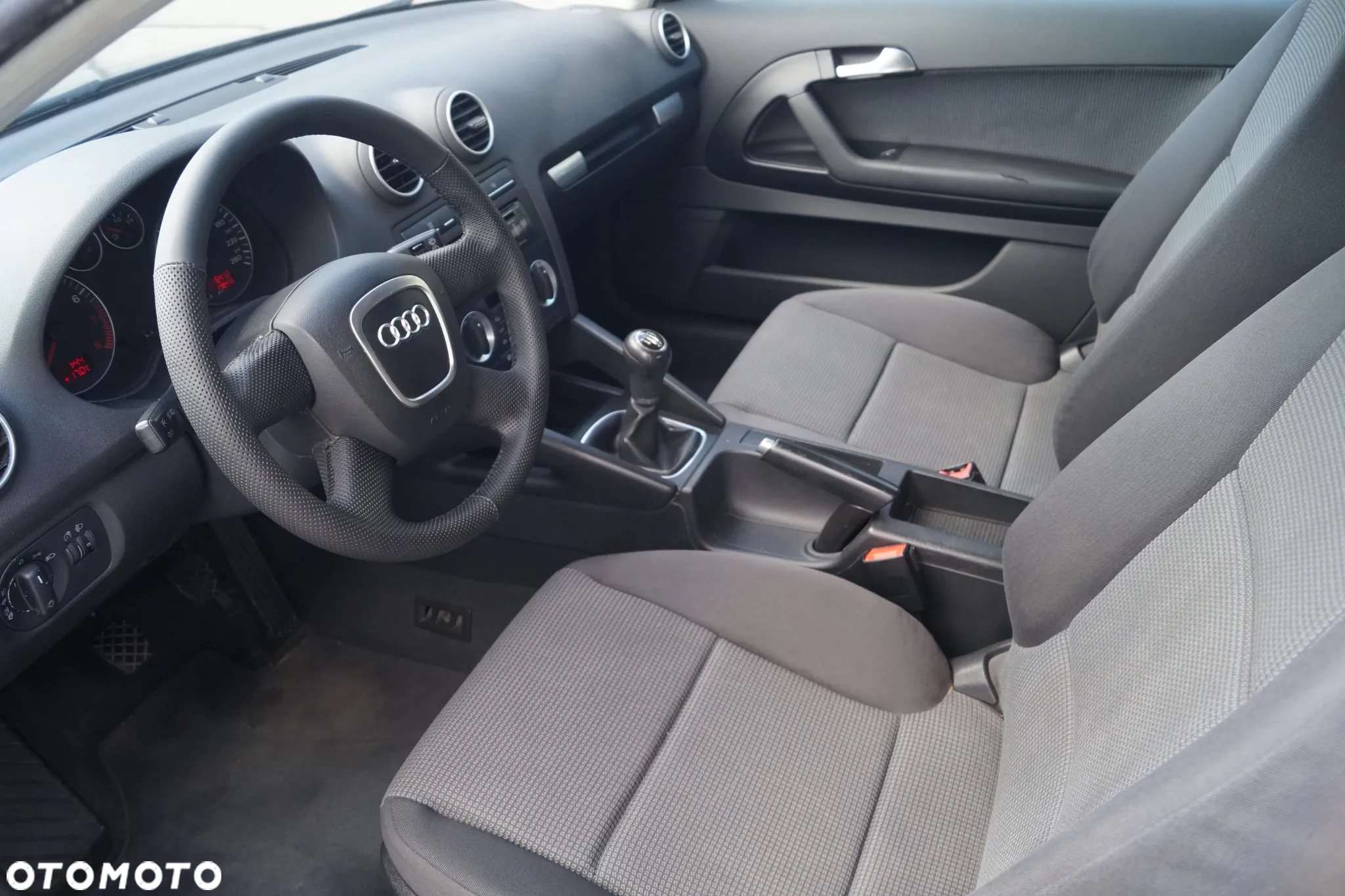 Audi A3 1.6 Ambition - 17