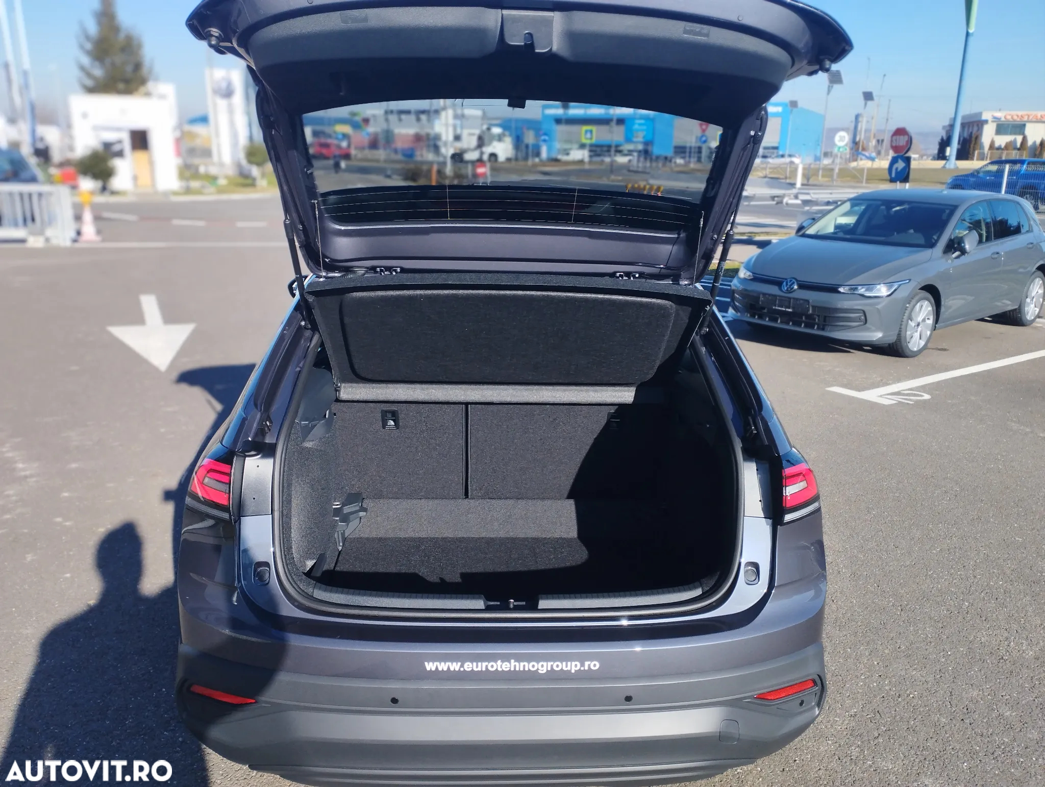 Volkswagen Taigo 1.0 TSI DSG Advanced - 9