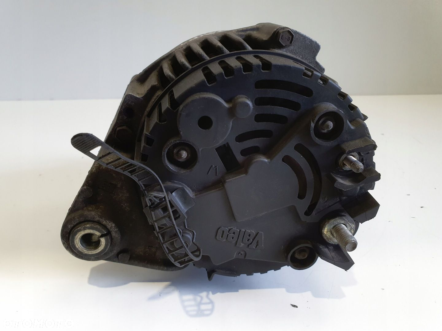 Audi A4 B5 Passat B5 1.6 8V ALTERNATOR valeo - 4