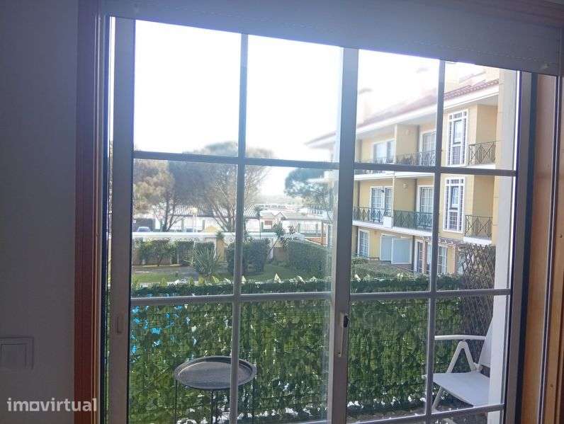 Apartamento T2 junto a praia de Esmoriz (rua senhor dos aflitos) - Grande imagem: 2/12