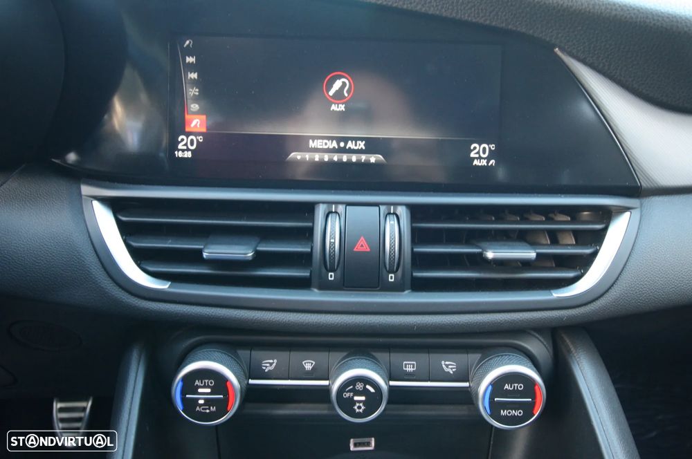 Alfa Romeo Giulia 2.2 D - 30