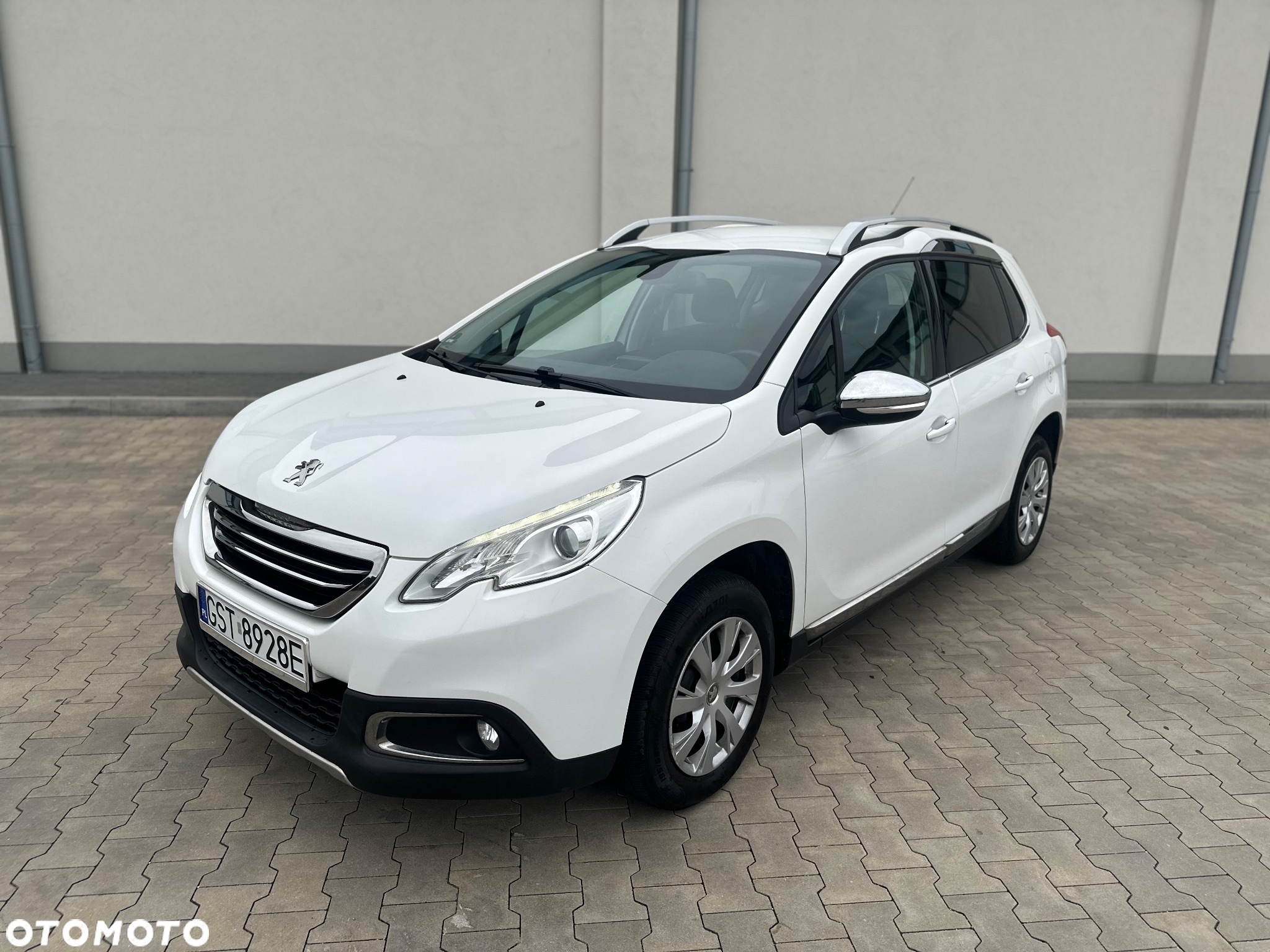 Peugeot 2008 BlueHDi FAP 120 STOP & START Allure - 9