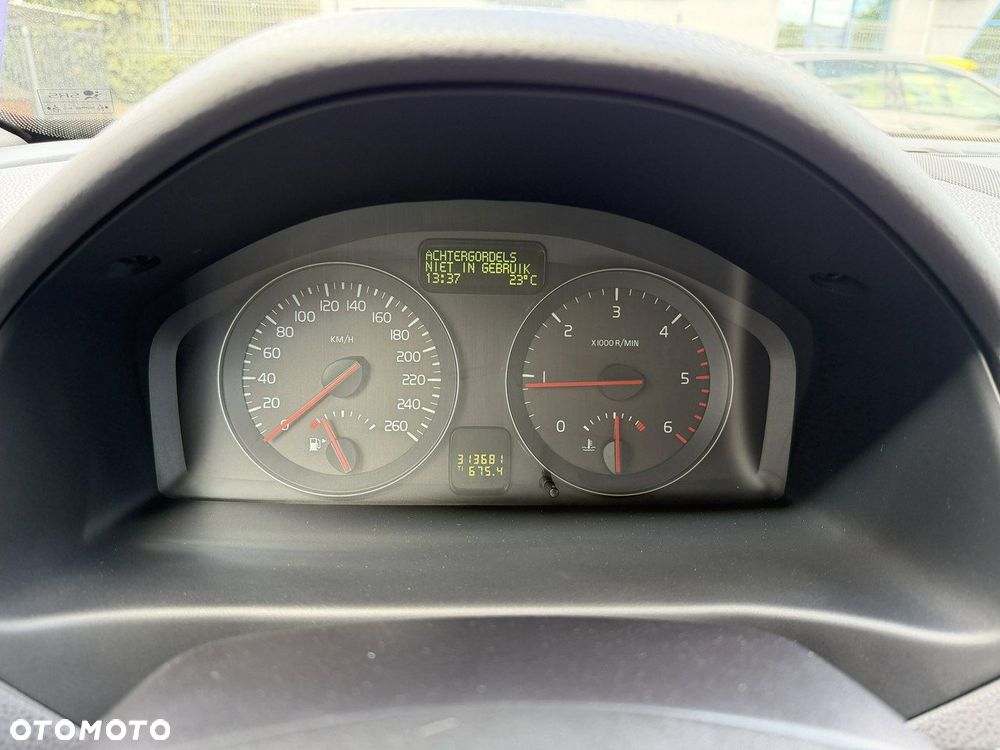 Volvo V50 - 16