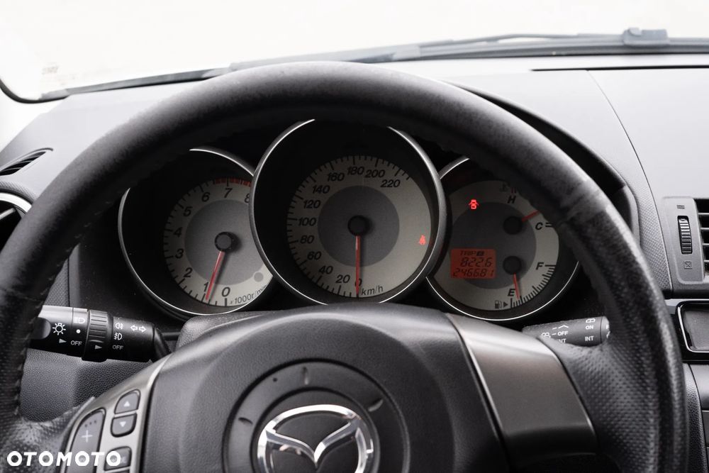 Mazda 3 1.6 Active - 12