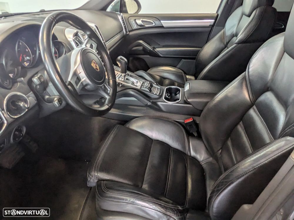 Porsche Cayenne Tiptronic - 8