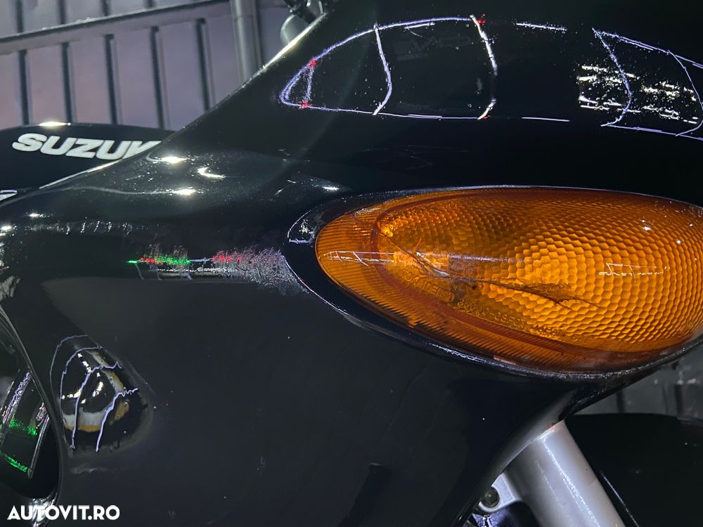 Suzuki GSX 750F Katana - 6