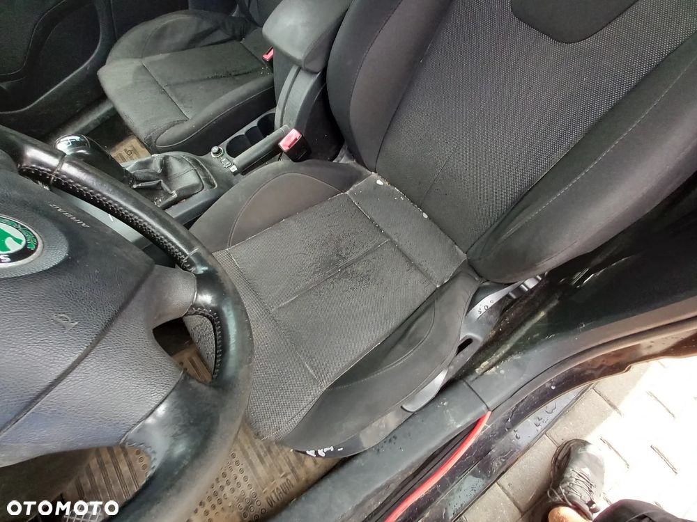 SKODA OCTAVIA II SEAT LEON II FOTELE KANAPA KOMPLET FR KUBŁY SPORTY - 3
