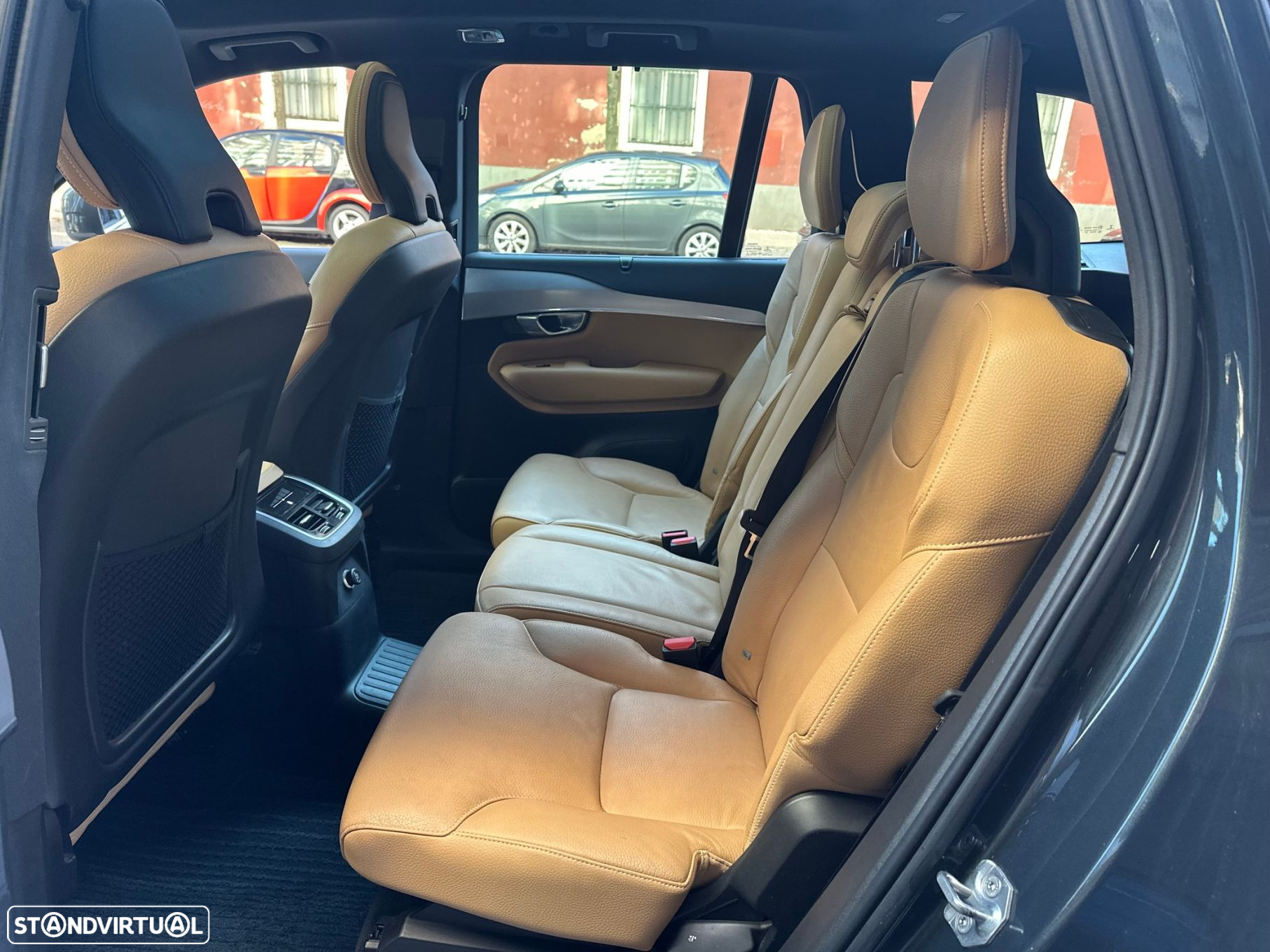 Volvo XC 90 2.0 T8 PHEV Momentum AWD - 10
