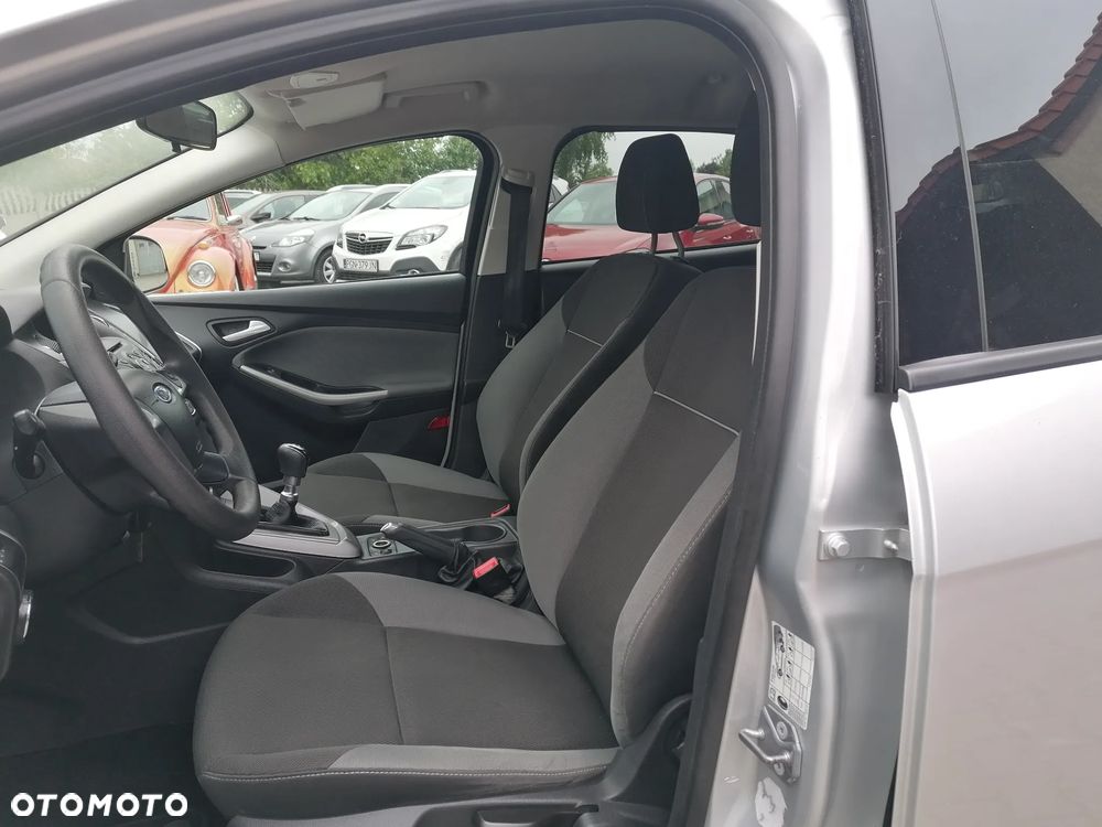 Ford Focus - 13