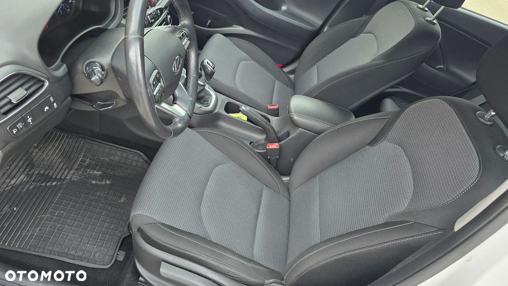 Hyundai i30 1.4 Comfort - 28
