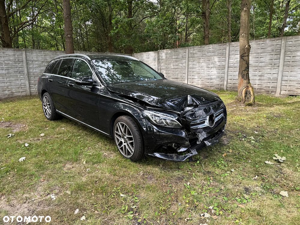 Mercedes-Benz Klasa C 220 d 4Matic 9G-TRONIC Avantgarde - 9