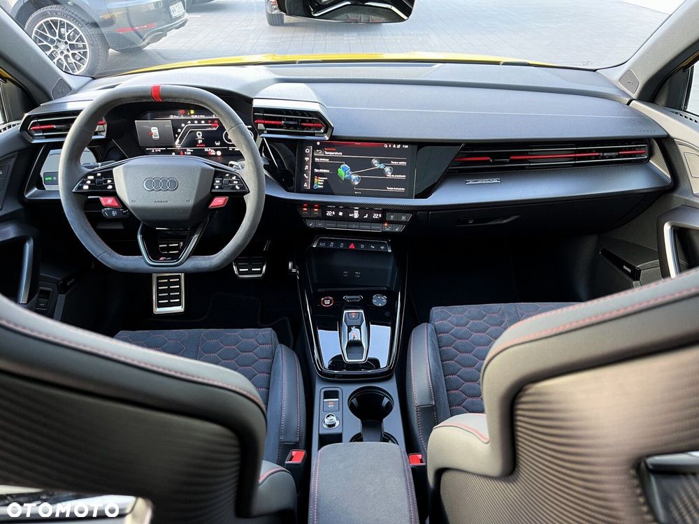 Audi RS3 Limousine - 17