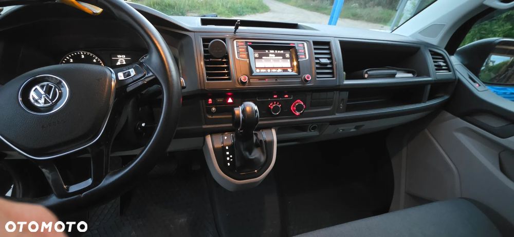 Volkswagen Transporter - 16
