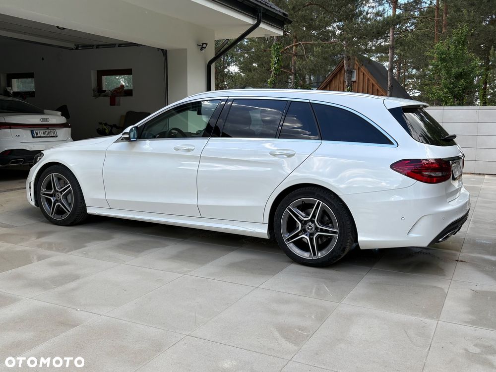 Mercedes-Benz Klasa C 300 9G-TRONIC - 6