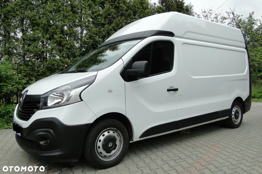 Renault Trafic - 1