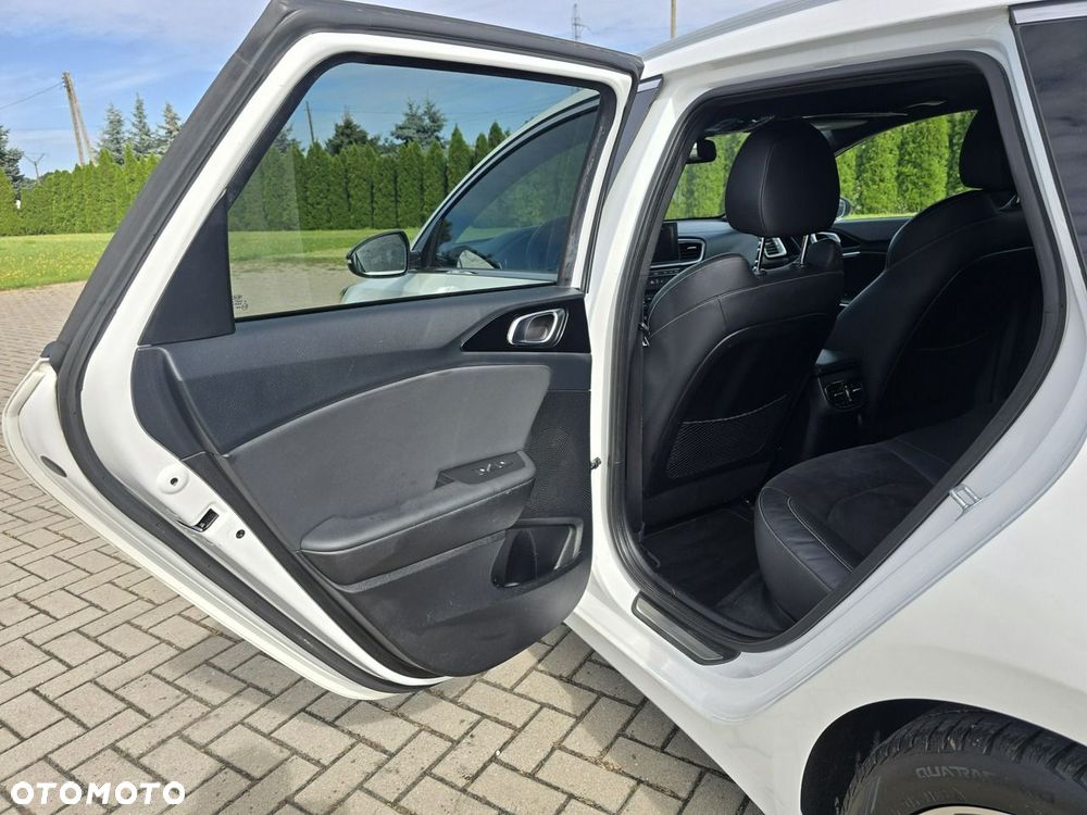 Kia Ceed - 20