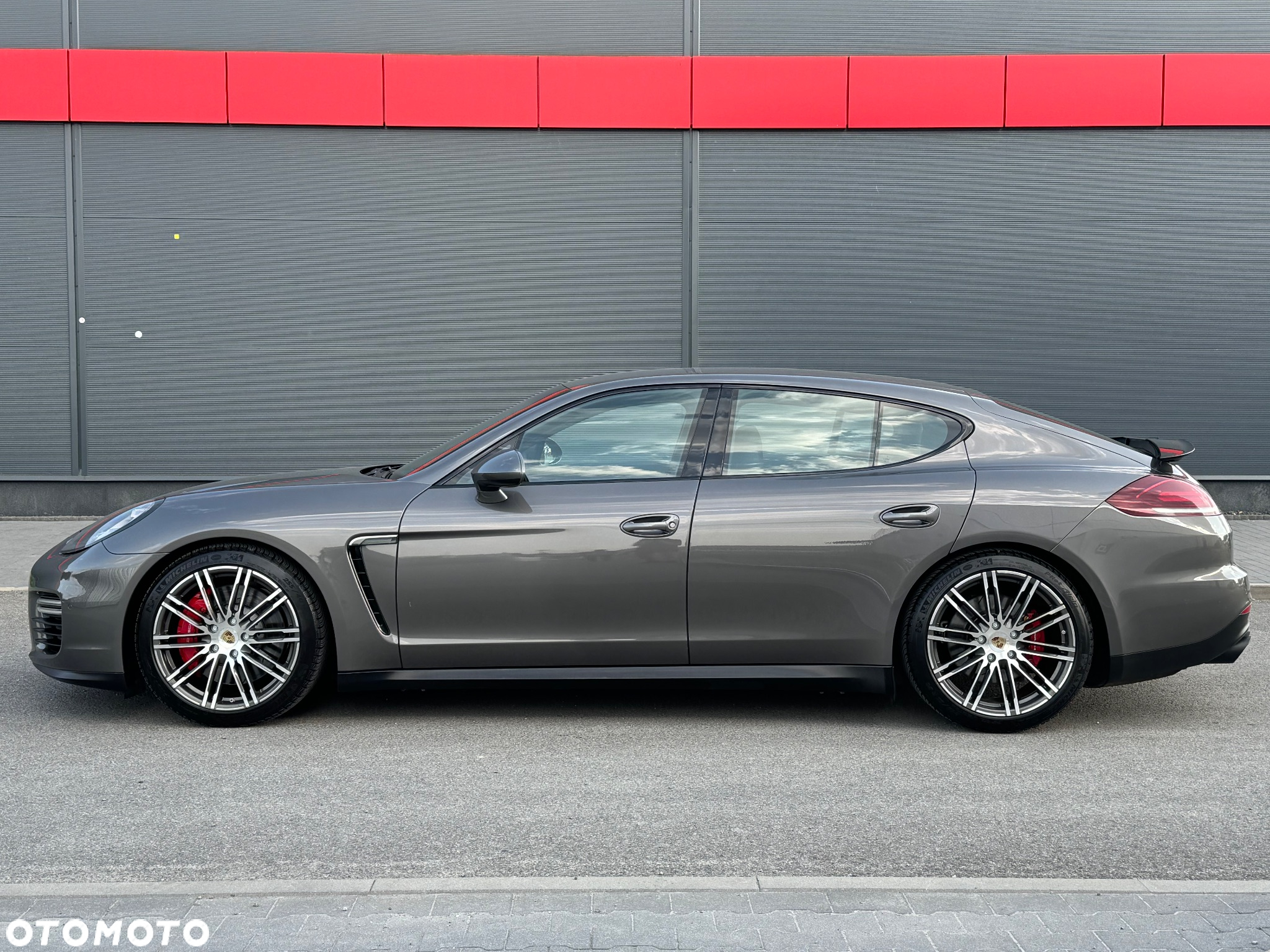 Porsche Panamera GTS - 14