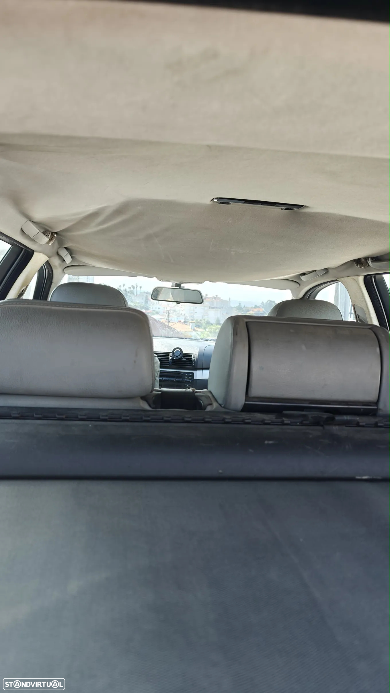 BMW 320 d Touring - 9