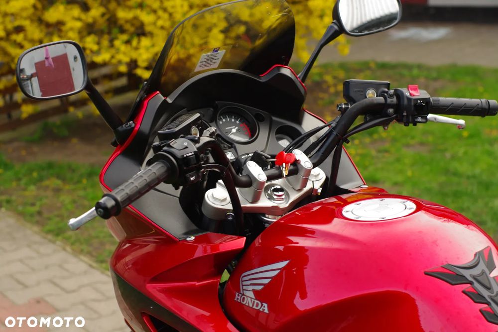 Honda CBF - 15