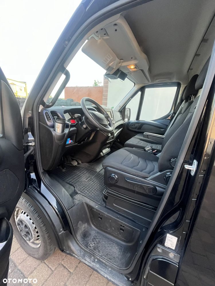 Iveco 35s18 - 10